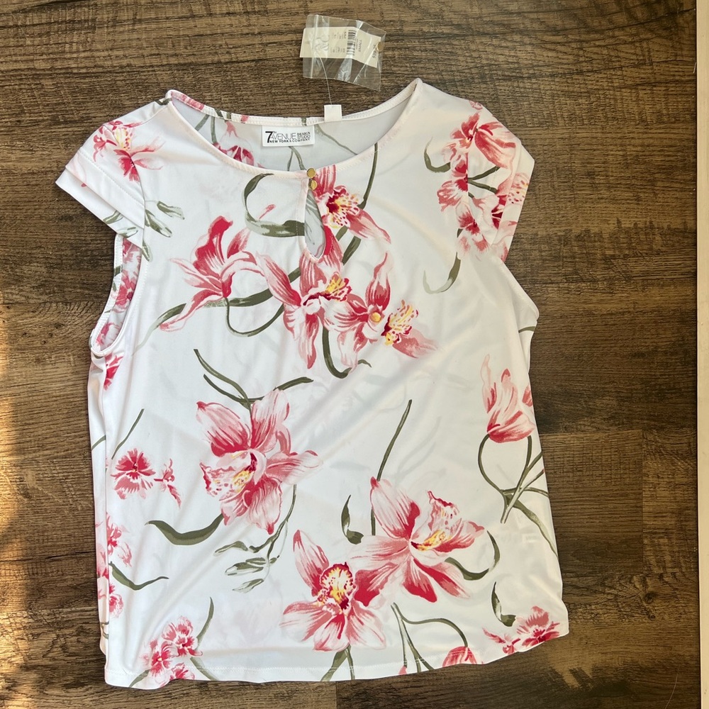 NWT New York and Co Floral shirt